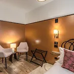 Telier Ripetta 4*