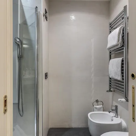 Telier Ripetta 4*