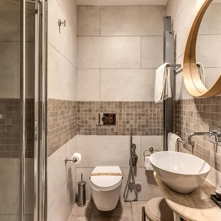 Telier Ripetta 4*
